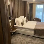 Royal Hotel 5*
