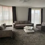 Royal Hotel 5*