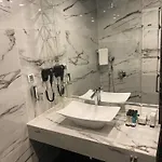 Royal Hotel 5*