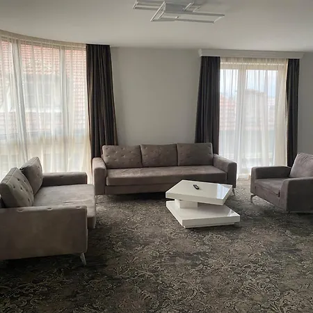 Royal Hotel 5*